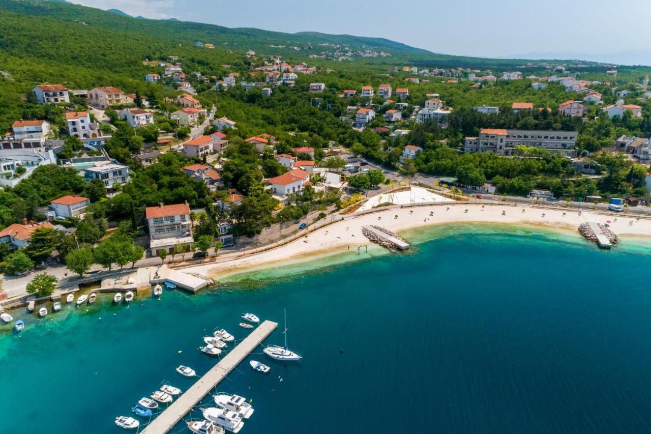 Apartments Marija Crikvenica Eksteriør bilde
